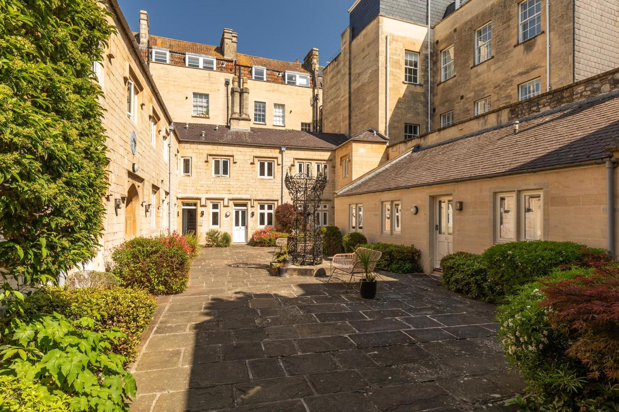 St Catherine'S Hospital - Curated Property Bath Bagian luar foto